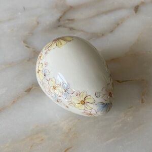 ✨Porcelain Floral Egg